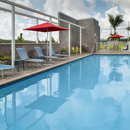 Home2 Suites By Hilton Fort Myers Airport Zewnętrze zdjęcie