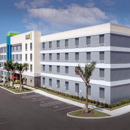 Home2 Suites By Hilton Fort Myers Airport Zewnętrze zdjęcie